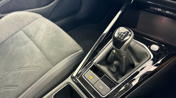 2025 Volkswagen TSI Style Euro 6 5-door (Blue) - Image: 25