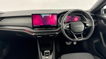 2026 Škoda Hatch SportLine 1.5 TSI e-TEC 150 PS DSG (Silver) - Image: 8