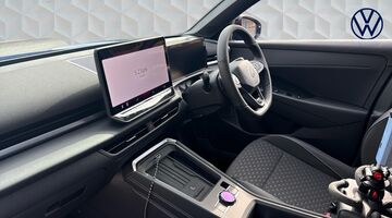 2026 Volkswagen ETSI MHEV R-Line DSG Euro 6 5-door (Blue) - Image: 2