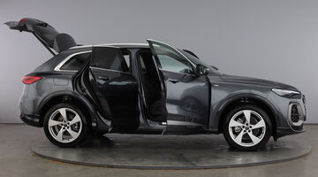 2026 Audi 2.0 TFSI S line S Tronic quattro Euro 6 5-door (Grey) - Image: 10