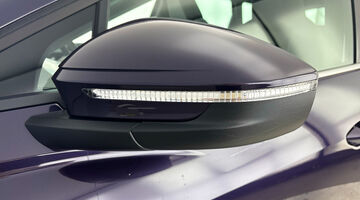 2025 Audi 40 Sport Auto 5-door 63kWh (Aurora violet) - Image: 38