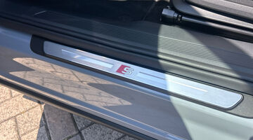 2026 Audi 45 Black Edition Auto quattro 5-door 82kWh (Grey) - Image: 21