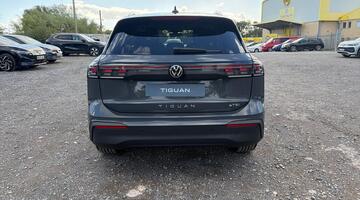 2026 Volkswagen Match 1.5 eTSI 150 PS 7-Speed DSG 5-door (Grey) - Image: 13