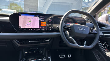 2026 Audi Sportback S line e-tron 210,00 kW (White) - Image: 10