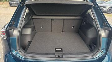 2026 Volkswagen Elegance 1.5 eTSI 150 PS 7-Speed DSG 5-door (Blue) - Image: 15