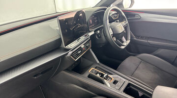 2025 CUPRA ETSI V2 DSG Euro 6 5-door (White) - Image: 2