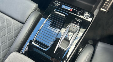 2026 Audi 100kWh Performance Black Edition Auto 5-door (Grey) - Image: 25