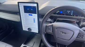 2026 Ford Standard Range 72kWh Select 5-door (Black) - Image: 13