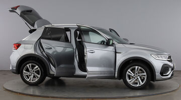 2025 Volkswagen 2.0 TDI R-Line DSG Euro 6 5-door (Silver) - Image: 11