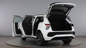 2026 Audi 2.0 TFSI Edition 1 S Tronic quattro Euro 6 5-door (White) - Image: 11