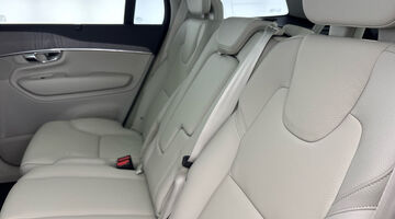 2024 Volvo 2.0h T8 18.8kWh Plus Edition Auto 4WD Euro 6 5-door (Grey) - Image: 39