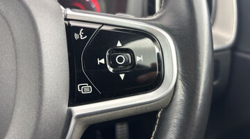 2020 Volvo 2.0 D4 R-Design Auto Euro 6 5-door (Grey) - Image: 20
