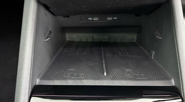 2026 Volkswagen TSI eHybrid 19.7kWh Black Edition DSG Euro 6 5-door (Green) - Image: 22