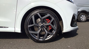 2023 Ford 1.0T EcoBoost MHEV ST DCT Euro 6 5-door (White) - Image: 5