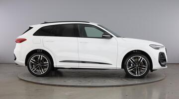 2026 Audi 3.0 TFSI S Black Edition S Tronic quattro Euro 6 5-door (White) - Image: 4