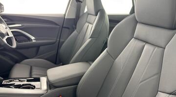 2025 Audi 2.0 TDI Sport S Tronic quattro Euro 6 5-door (Black) - Image: 33