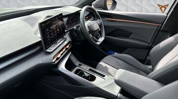 2025 CUPRA ETSI V2 DSG Euro 6 5-door (Grey) - Image: 2