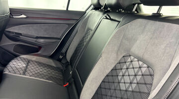 2024 Volkswagen ETSI MHEV Black Edition DSG Euro 6 5-door (White) - Image: 32