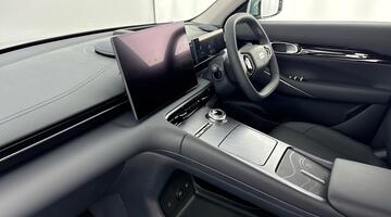 2026 Geely 60.22kWh Max Auto 5-door (Green) - Image: 2