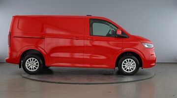 2026 Volkswagen 2.0 TDI T3Commerce Pro Auto FWD SWB Euro 6 5-door (Red) - Image: 4