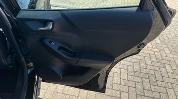 2024 Ford 1.0T EcoBoost MHEV ST-Line X Euro 6 5-door (Black) - Image: 27