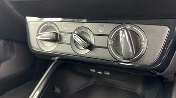 2023 Škoda 1.0 TSI Colour Edition Euro 6 5-door (Silver) - Image: 26