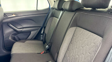 2025 Volkswagen 1.0 TSI Match DSG Euro 6 5-door (Blue) - Image: 31