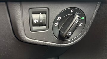 2026 Volkswagen 1.0 TSI Match DSG Euro 6 5-door (Grey) - Image: 26