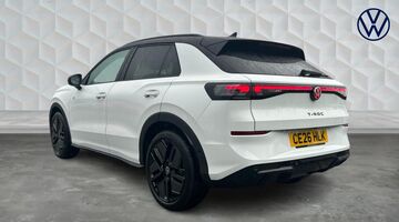 2026 Volkswagen ETSI MHEV R-Line DSG Euro 6 5-door (White) - Image: 3