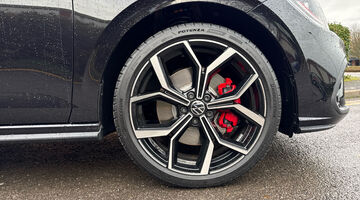 2025 Volkswagen 2.0 TSI GTI DSG Euro 6 5-door (Black) - Image: 5