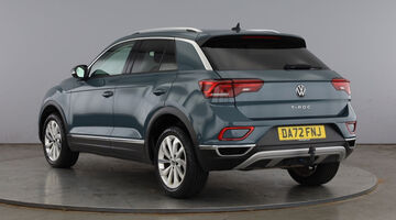 2022 Volkswagen 2.0 TDI Style Euro 6 5-door (Blue) - Image: 3