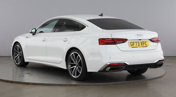 2023 Audi 2.0 TFSI 35 S line Sportback S Tronic Euro 6 5-door (White) - Image: 3