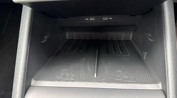 2026 Volkswagen Match 1.5 eTSI 150 PS 7-Speed DSG 5-door (Black) - Image: 10