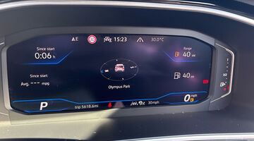 2025 Volkswagen 2.0 TDI R-Line DSG Euro 6 5-door (Grey) - Image: 23