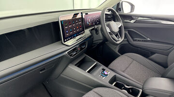 2026 Volkswagen ETSI MHEV Life DSG Euro 6 5-door (Silver) - Image: 2