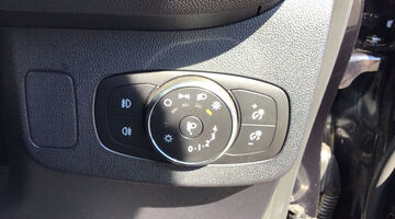 2022 Ford 1.0T EcoBoost MHEV Titanium Euro 6 5-door (Black) - Image: 24