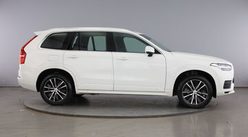 2021 Volvo 2.0 B5 MHEV Momentum Auto 4WD Euro 6 5-door (White) - Image: 4