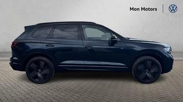 2026 Volkswagen Final Edition 3.0 TDI 4MOTION 286 PS 8-Speed Tiptronic 5-door (Blue) - Image: 4