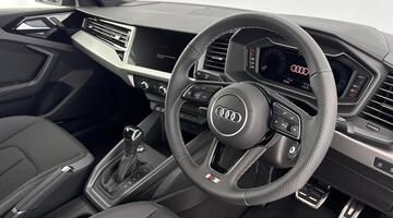 2026 Audi Sportback S line 35 TFSI 150 PS S tronic (Black) - Image: 6