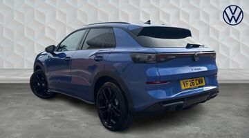 2026 Volkswagen ETSI MHEV R-Line DSG Euro 6 5-door (Blue) - Image: 3