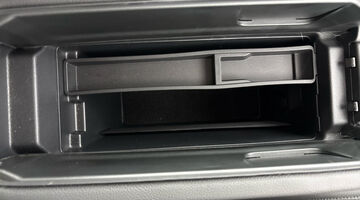 2024 Škoda TSI iV 25.7kWh SE L DSG Euro 6 5-door (Black) - Image: 22