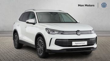 2024 Volkswagen ETSI MHEV Match DSG Euro 6 5-door (White) - Image: 1