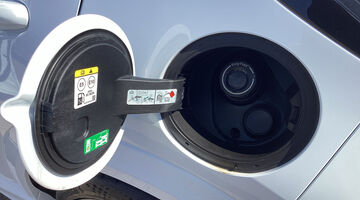 2024 Ford 1.0T EcoBoost MHEV ST DCT Euro 6 5-door (White) - Image: 15