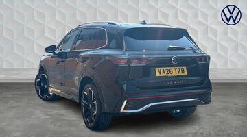 2026 Volkswagen 2.0 TDI R-Line DSG Euro 6 5-door (Black) - Image: 3