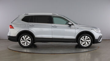 2023 Volkswagen TSI Life DSG Euro 6 5-door (Silver) - Image: 4