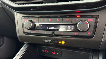 2023 SEAT 1.0 TSI XPERIENCE Lux Euro 6 5-door (Silver) - Image: 8