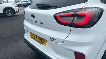 2024 Ford 1.0T EcoBoost MHEV ST DCT Euro 6 5-door (White) - Image: 27