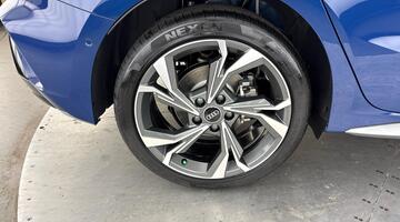 2026 Audi Sportback S line TFSI e 204 PS S tronic (Blue) - Image: 34