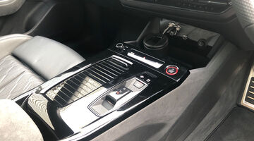 2026 Audi 100kWh Edition 1 Auto quattro 5-door (Blue) - Image: 11