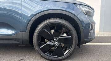 2026 Volvo Single Motor Extended Range 82kWh Plus Black Edition Auto 5-door (Blue) - Image: 5